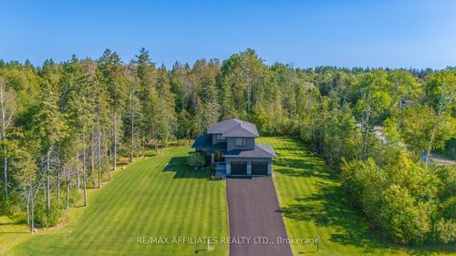 325 Ridgemont Dr, Ashton, ON, K0A1B0 | Card Image