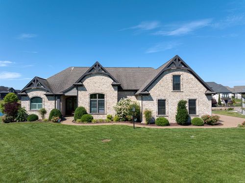 2221 Sable Way, Newburgh, IN, 47630-8098 | Card Image