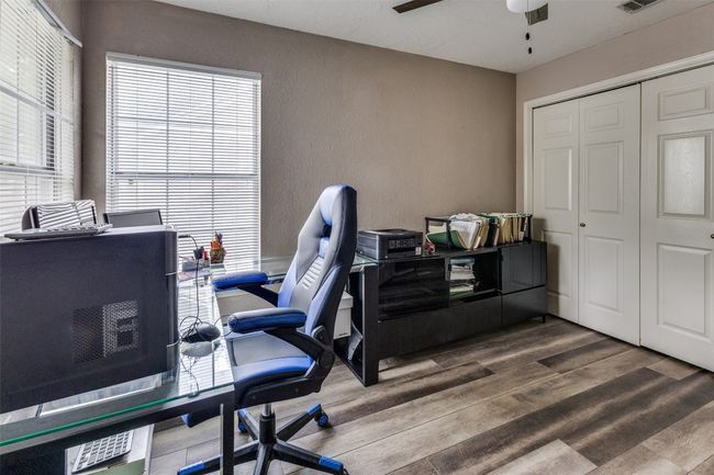 Oversized windows nice green areas offer a peaceful & productive environment. | Image 20