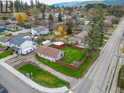 2285 Rosedale Ave, House other with 3 bedrooms, 1 bathrooms and null parking in Armstrong BC | Image 2