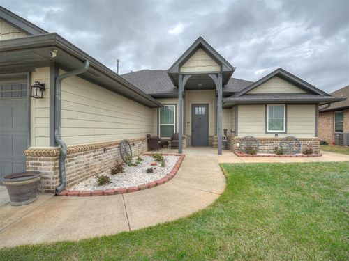 20629 Twisted Oak Road, Harrah, OK, 73045 | Card Image