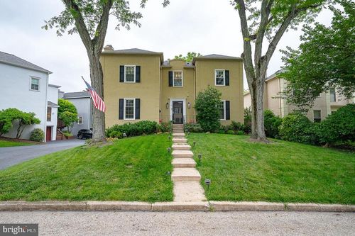 10 Hansen Ct, NARBERTH, PA, 19072-1713 | Card Image