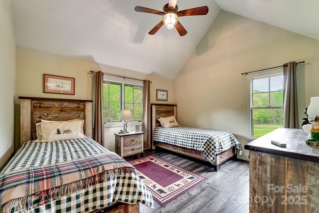 100 Grayling Dr, House other with 3 bedrooms, 2 bathrooms and null parking in Cullowhee NC | Image 22