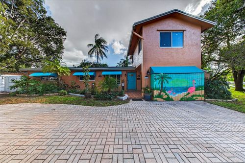 40 Sw 9th Ct, Pompano Beach, FL, 33060-8778 | Card Image