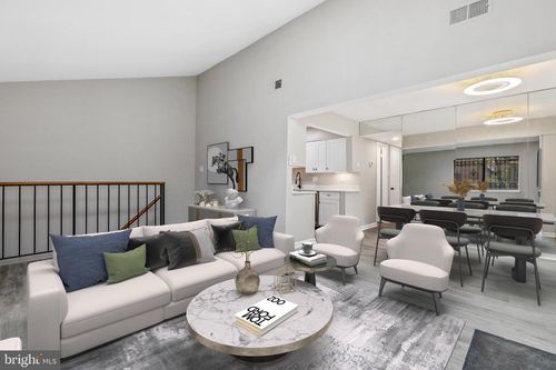 3452-3452 Summit Ct Ne, WASHINGTON, DC, 20018-1651 | Card Image