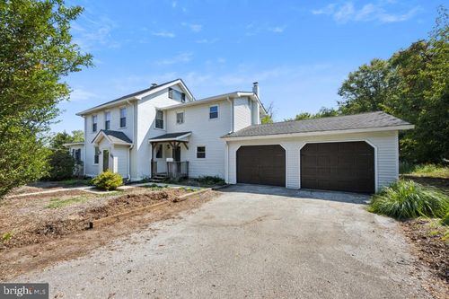 852 Cedar Ave, WEST CHESTER, PA, 19382-4856 | Card Image