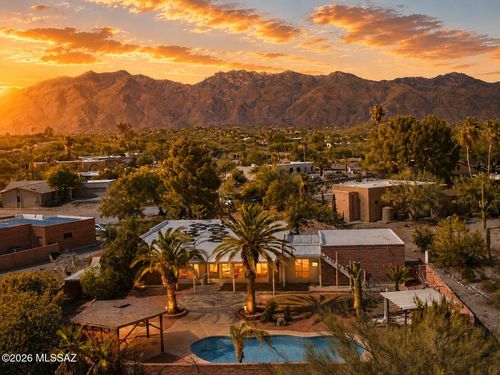 4610 N Paseo Sonoyta, Tucson, AZ, 85750-1602 | Card Image