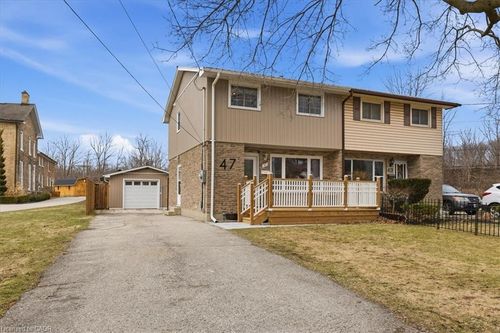 47 Bexley St, Woodstock, ON, N4S5X6 | Card Image