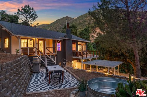 17832 Little Tujunga Canyon Rd, Santa Clarita, CA, 91387-5006 | Card Image