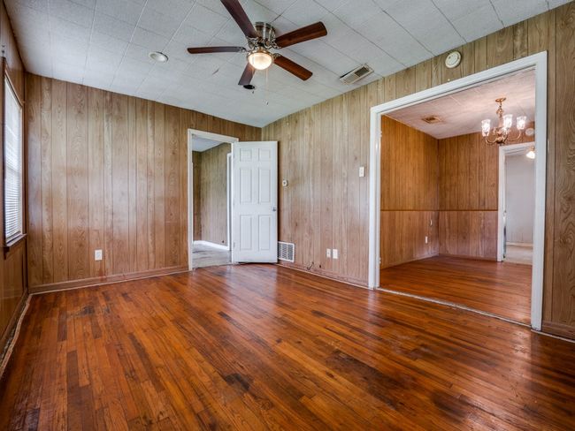 580 W 6 Th St, House other with 3 bedrooms, 2 bathrooms and null parking in Lancaster TX | Image 5