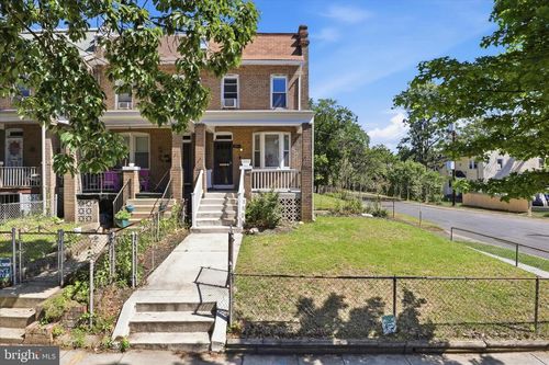 701 Longfellow St Nw, WASHINGTON, DC, 20011-3033 | Card Image