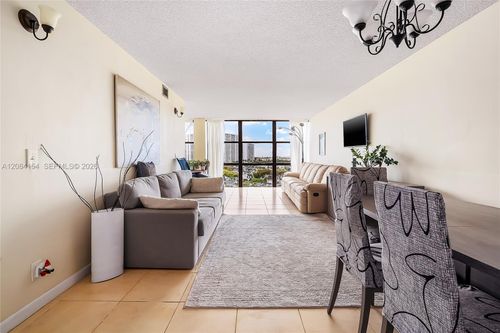 901-800 Parkview Dr, Hallandale Beach, FL, 33009-2978 | Card Image