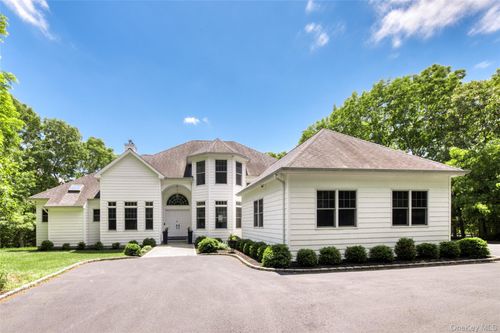 78 Channing Cross, Hampton Bays, NY, 11946-1431 | Card Image