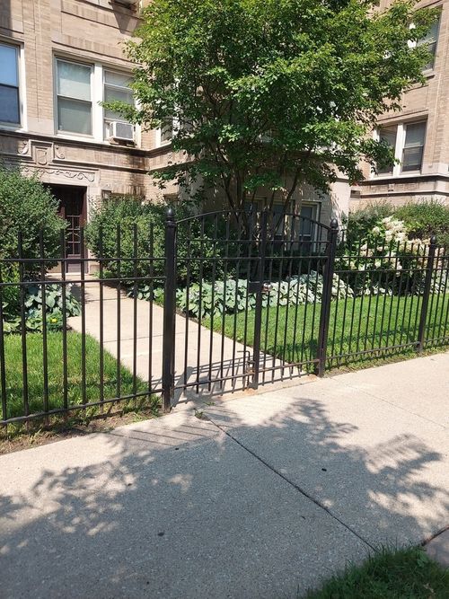 apt-3-6856 S Oglesby Ave, Chicago, IL, 60649-1342 | Card Image