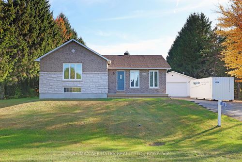 3693 Marcil Rd, Bourget, ON, K0A1E0 | Card Image