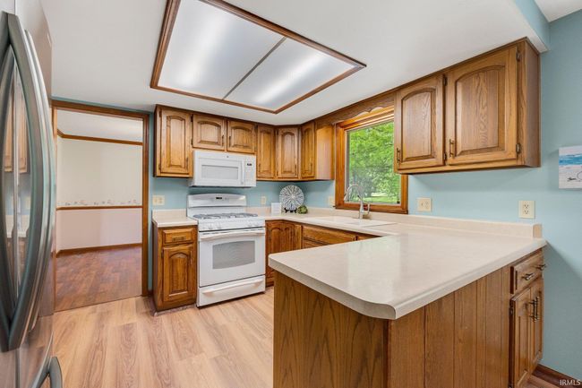 10715 Windsor Woods Blvd, House other with 4 bedrooms, 3 bathrooms and null parking in Fort Wayne IN | Image 15