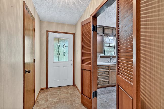 637 Snap Rd, House other with 2 bedrooms, 2 bathrooms and null parking in Sherman TX | Image 5