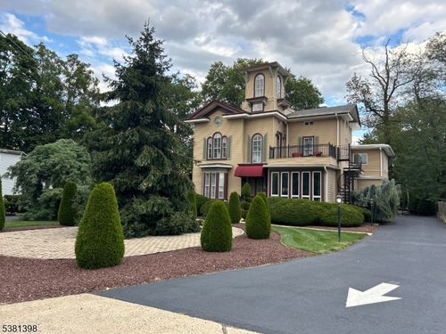 75 South St, Freehold, NJ, 07728-2317 | Card Image