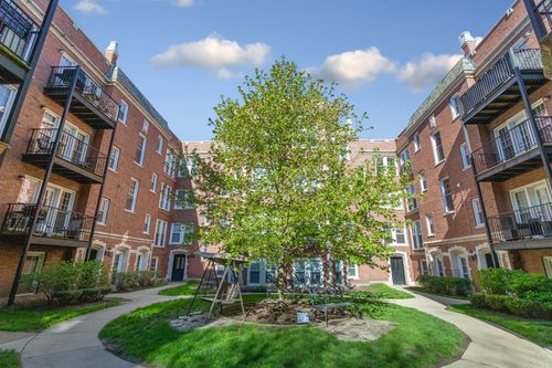 c2-7730 Ashland Ave, Chicago, IL, 60626-1153 | Card Image