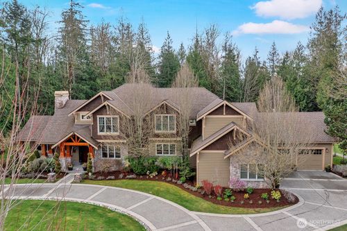 1833 297th Way Se, Fall City, WA, 98024-7432 | Card Image