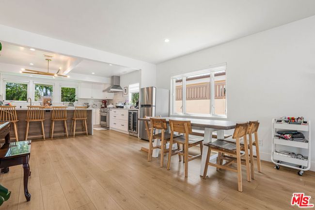 5737 Allott Ave, House other with 6 bedrooms, 6 bathrooms and 2 parking in Sherman Oaks CA | Image 11