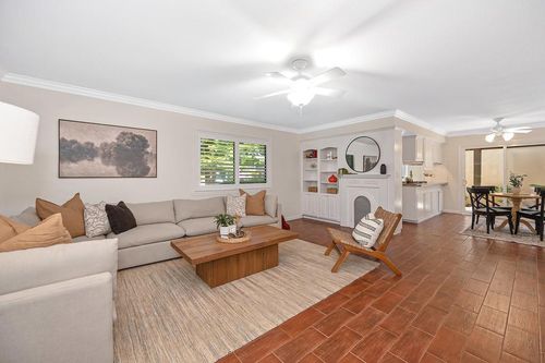 3224 Casitas Bonito, Sacramento, CA, 95825-2046 | Card Image