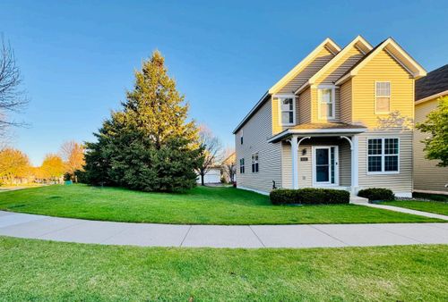 10165 Indigo Dr, Eden Prairie, MN, 55347-1211 | Card Image