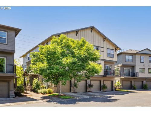 8844 Ne Brentford Way, Hillsboro, OR, 97006-9228 | Card Image