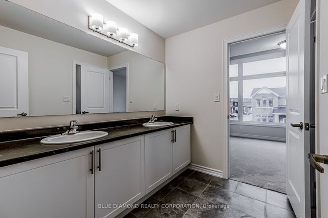1463 Wellwood Terr, House other with 4 bedrooms, 5 bathrooms and 2 parking in Milton ON | Image 24