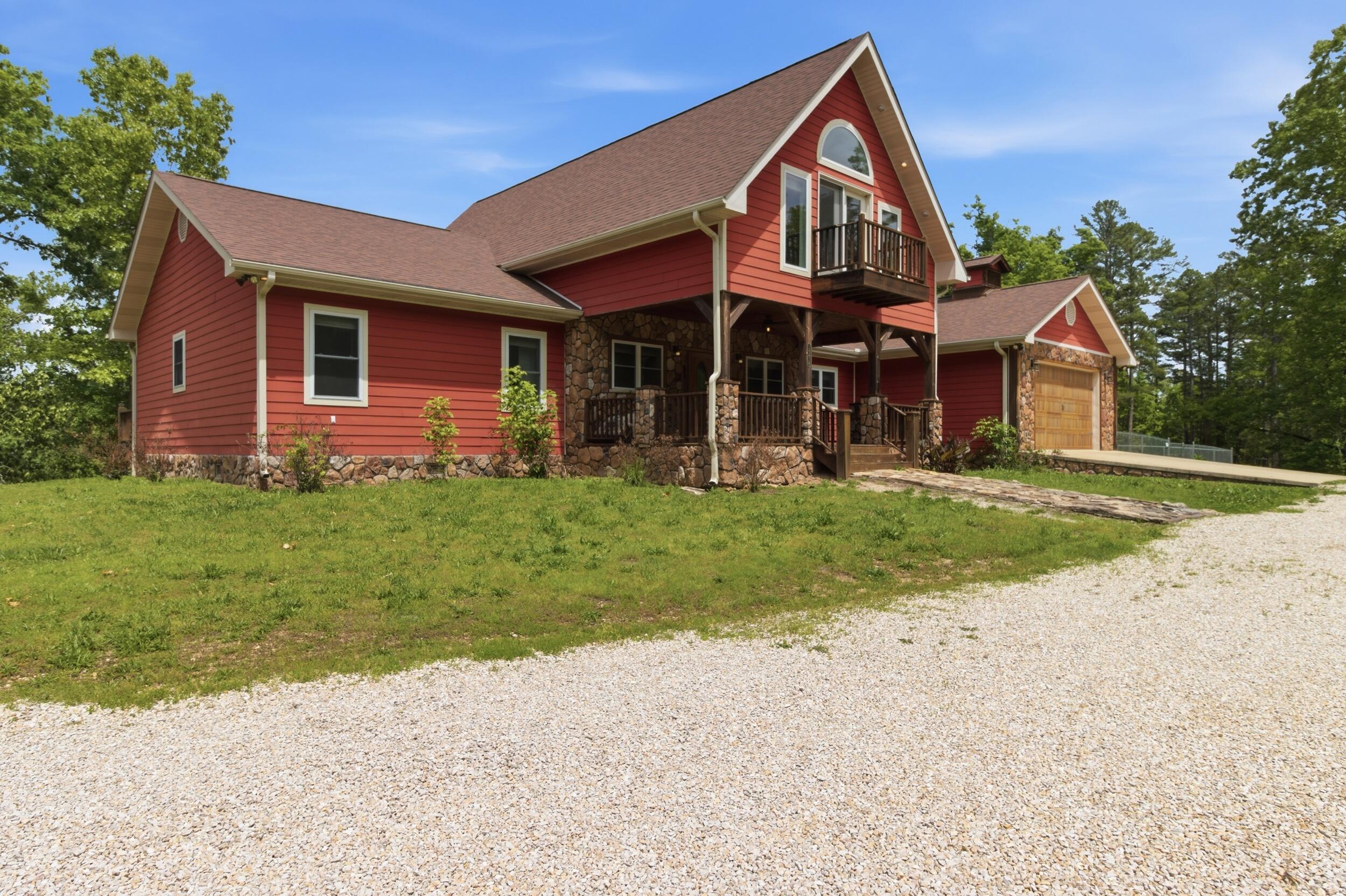 Residential in Eminence 2