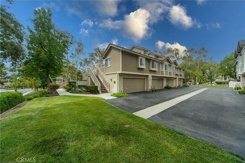 unit-d-2614 S Quarry Ln, Walnut, CA, 91789-6206 | Card Image