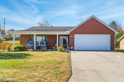 7731 Cooper Meadows Ln, Knoxville, TN, 37938-2735 | Card Image