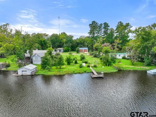 20034 Northside Dr, Winona, TX, 75792-6732 | Card Image