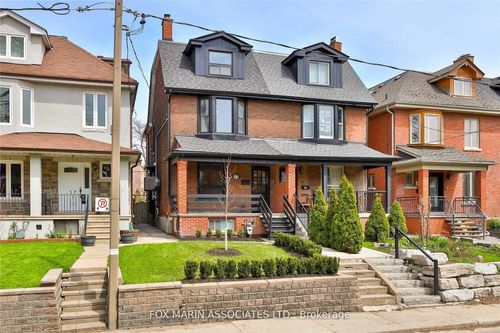 213 Grace St, Toronto, ON, M6G3A7 | Card Image
