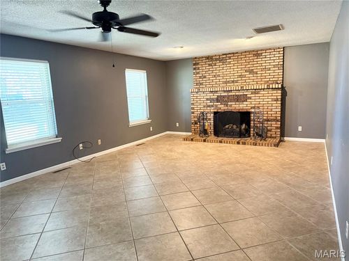 205 Ellen Ave, Sikeston, MO, 63801-9773 | Card Image