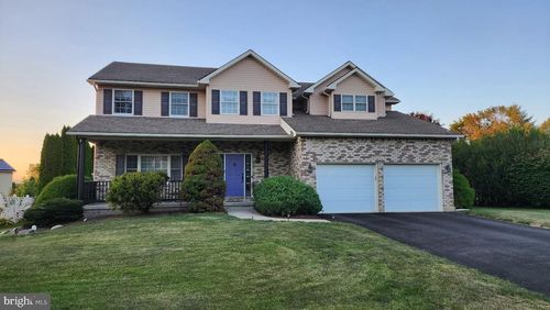 2755 Destiny Ln, Easton, PA, 18040-7967 | Card Image