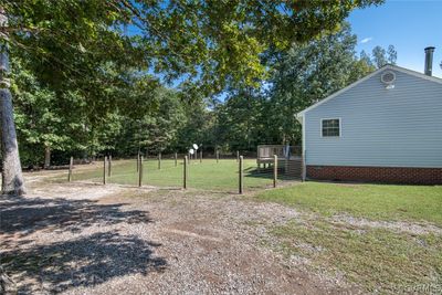 8862 Piney Branch Lane, Home with 3 bedrooms, 2 bathrooms and null parking in New Kent VA | Image 3