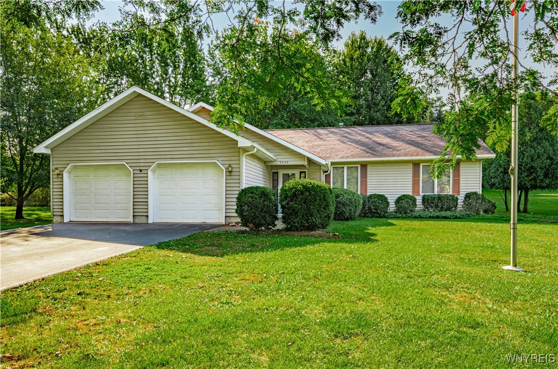 Leete Rd, Lockport, NY 14094