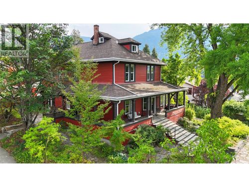 424 Observatory St, Nelson, BC, V1L4Y6 | Card Image