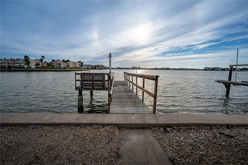 1425 Corey Way S, SOUTH PASADENA, FL, 33707-3709 | Card Image