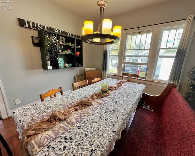 60 W Main St, House other with 4 bedrooms, 2 bathrooms and 2 parking in Greenwich OH | Image 5
