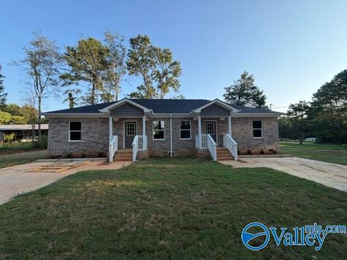b-196 Jones St Nw, Huntsville, AL, 35806-1242 | Card Image