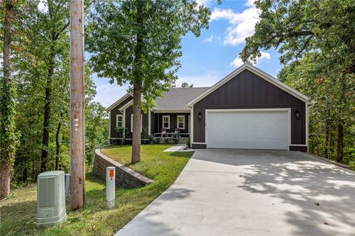 38 Ramsey Dr, Bella Vista, AR, 72714-2579 | Card Image