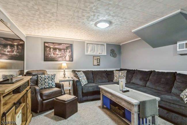41 Spring Hill Rd, House other with 3 bedrooms, 2 bathrooms and null parking in Clifton NJ | Image 29