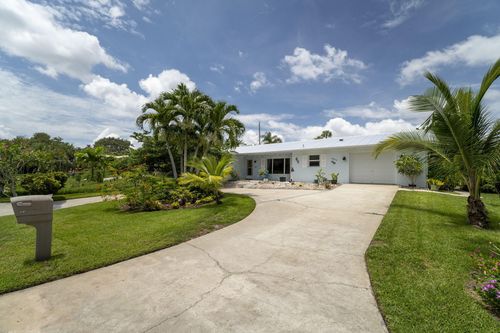1906 Ne Media Ave, Jensen Beach, FL, 34957-5966 | Card Image