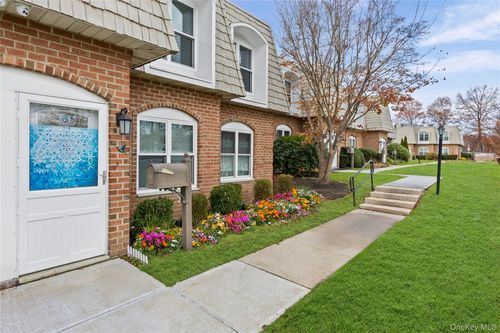 apt-154-175 Main Ave, Wheatley Heights, NY, 11798-2122 | Card Image