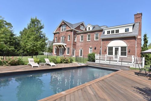 5020 Grosvenor Ave, Bronx, NY, 10471-4400 | Card Image