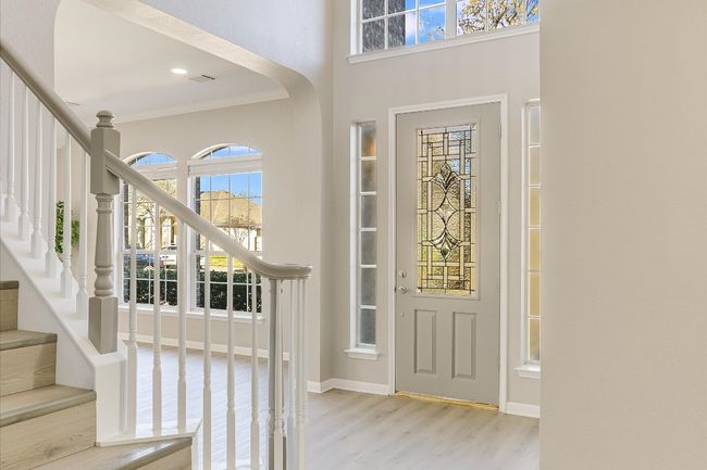 9201 Cessna Ln, House other with 5 bedrooms, 4 bathrooms and 4 parking in Austin TX | Image 8