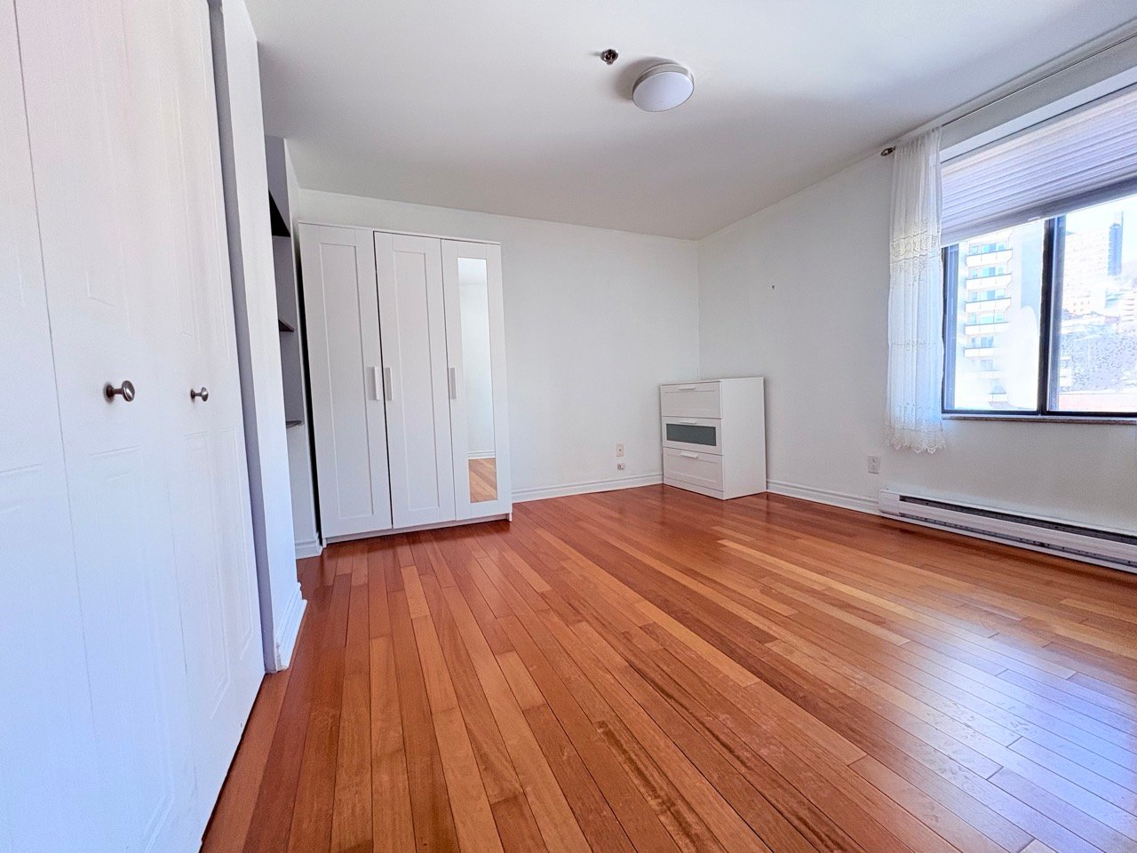 Residential Lease in Montréal (Ville-Marie) 5