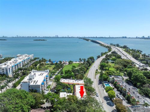10-515 Ne 38th St, Miami, FL, 33137-3727 | Card Image